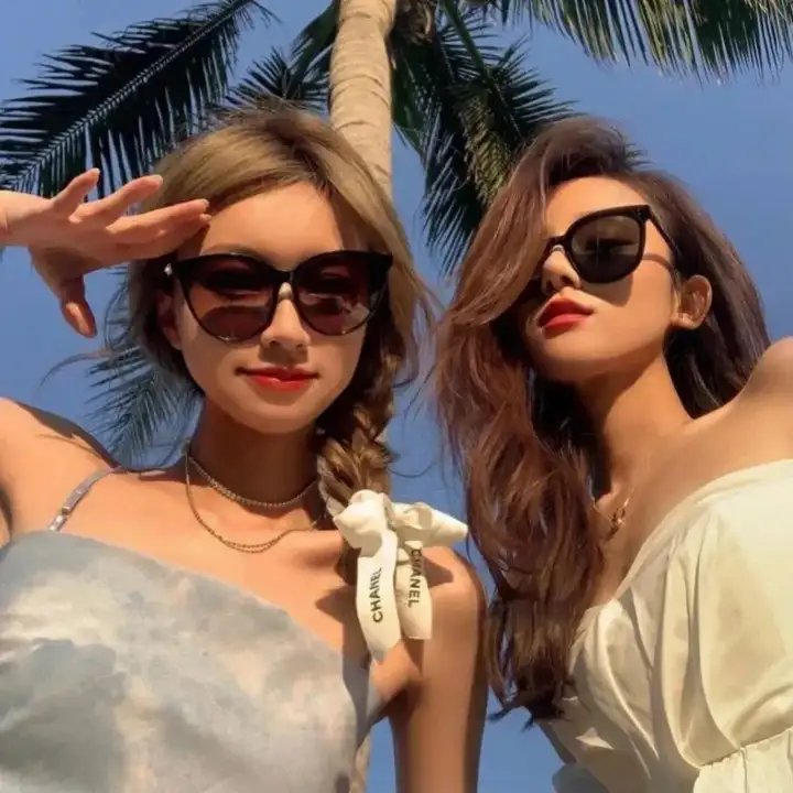 两位女巫